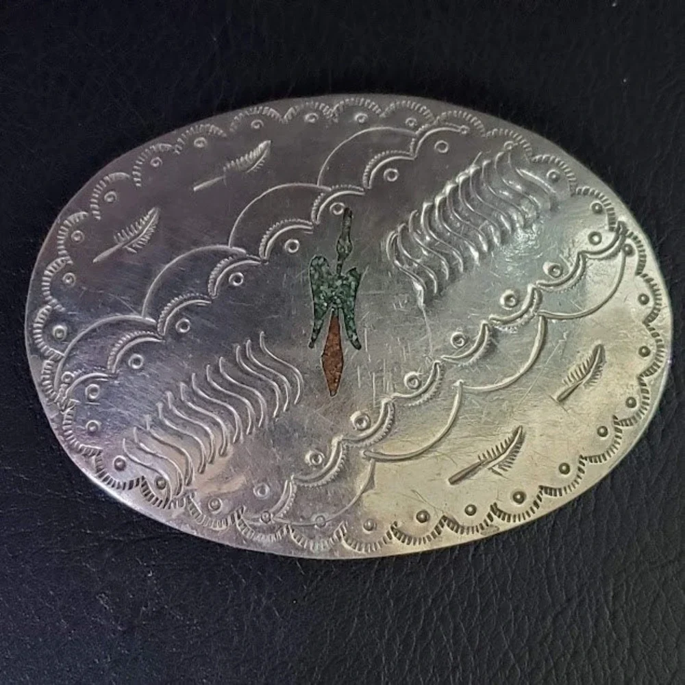 Vintage Southwestern Silver Tone Peyote Bird Chip Inlay Belt Buckle Hand Stamped